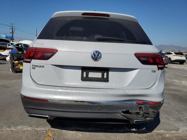 3VV3B7AXXJM066955 - 2018 VOLKSWAGEN TIGUAN SE Weiß Foto 6