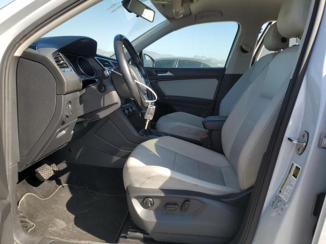 3VV3B7AXXJM066955 - 2018 VOLKSWAGEN TIGUAN SE Weiß Foto 7