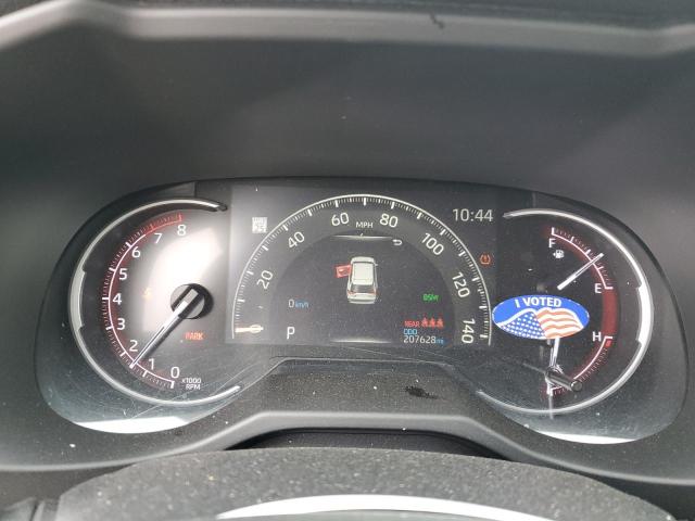 2T3P1RFV0PC334037 - 2023 TOYOTA RAV4 XLE 银色 照片 9