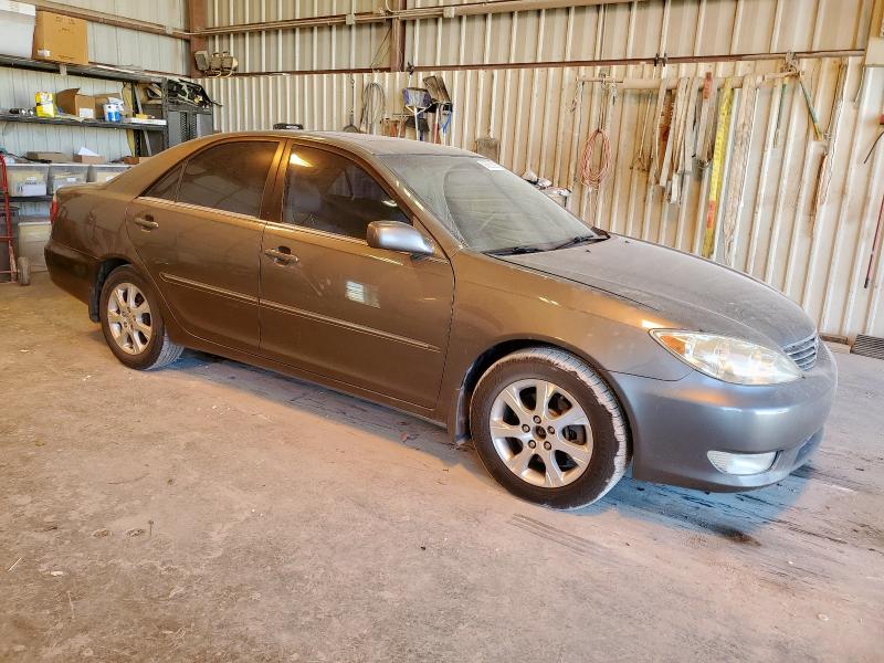 4T1BF32K95U608053 - 2005 TOYOTA CAMRY LE 灰色 照片 4