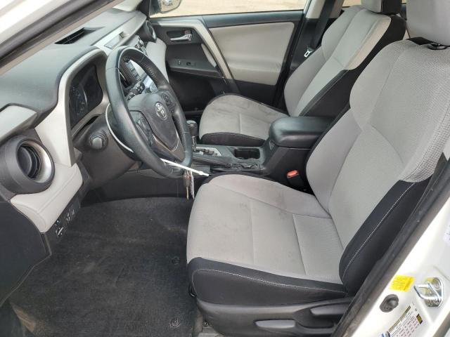 2T3RFREV9HW588776 - 2017 TOYOTA RAV4 XLE WHITE photo 7