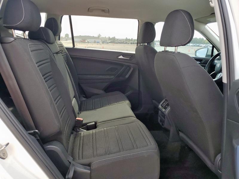 3VVRB7AX3PM078187 - 2023 VOLKSWAGEN TIGUAN S Biały zdjęcie 11