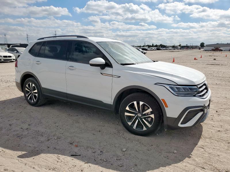 3VVRB7AX3PM078187 - 2023 VOLKSWAGEN TIGUAN S Biały zdjęcie 4