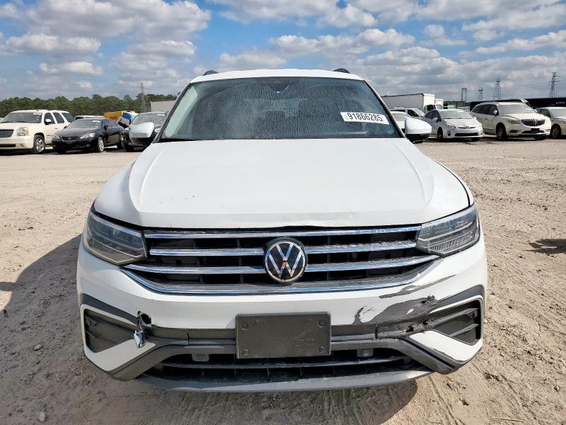 3VVRB7AX3PM078187 - 2023 VOLKSWAGEN TIGUAN S Biały zdjęcie 5