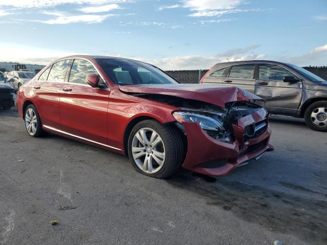 55SWF4JB3JU270454 - 2018 MERCEDES-BENZ C 300 RED photo 4