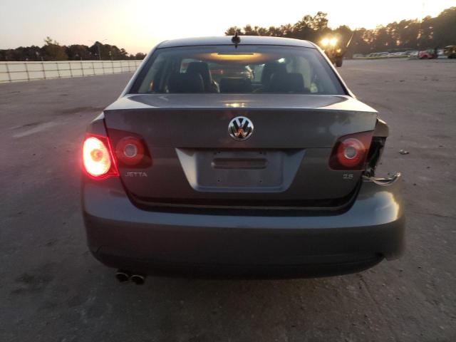 3VWRZ7AJ8AM027682 - 2010 VOLKSWAGEN JETTA SE GRAY photo 6
