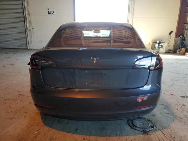 5YJ3E1EA6JF045288 - 2018 TESLA MODEL 3 ნაცრისფერი ფოტო 6