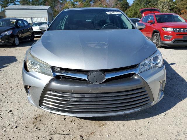 4T1BF1FKXGU526186 - 2016 TOYOTA CAMRY LE SILVER photo 5