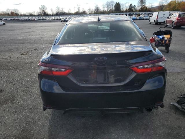 4T1T11BK0NU056823 - 2022 TOYOTA CAMRY SE Qara foto 6