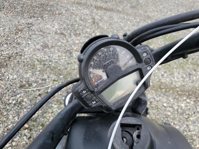 JKAENEC14JDA01393 - 2018 KAWASAKI EN650 C Boz foto 7