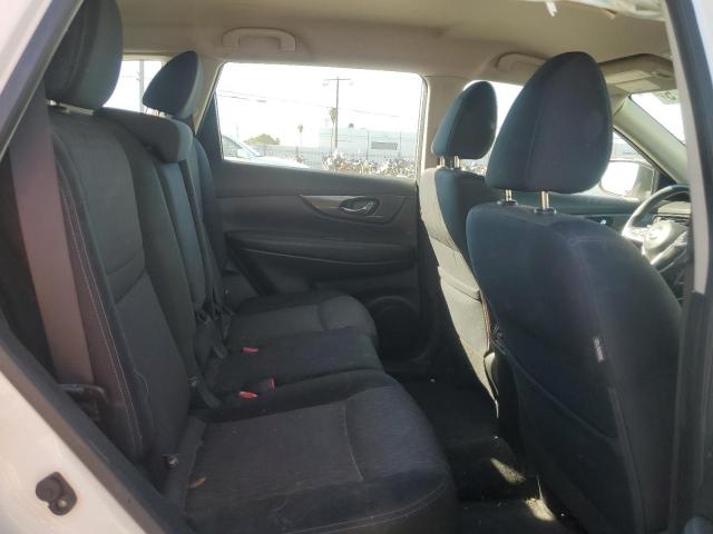 JN8AT2MT8HW143657 - 2017 NISSAN ROGUE S თეთრი ფოტო 11