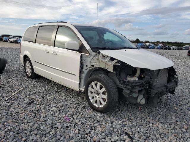 2C4RC1BG0DR682520 - 2013 CHRYSLER TOWN & COU TOURING WHITE photo 4