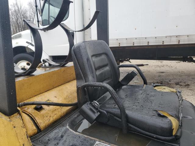 AT9001866B15714 - 2005 CATERPILLAR FORKLIFT 黄色 照片 6