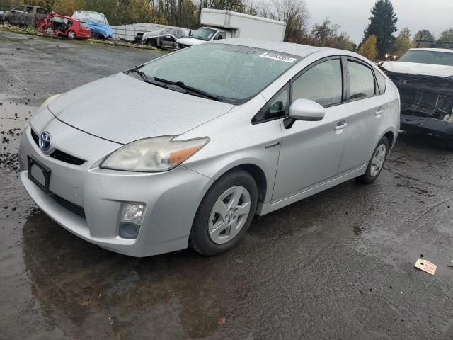 2011 TOYOTA PRIUS, 