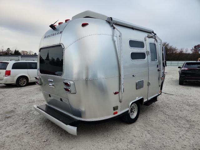 1STHFAC114J516235 - 2004 AIRSTREAM CAMPER Plata foto 4