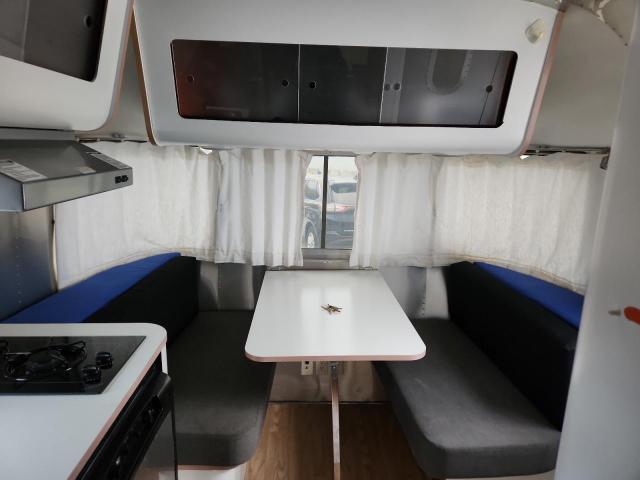 1STHFAC114J516235 - 2004 AIRSTREAM CAMPER Plata foto 8