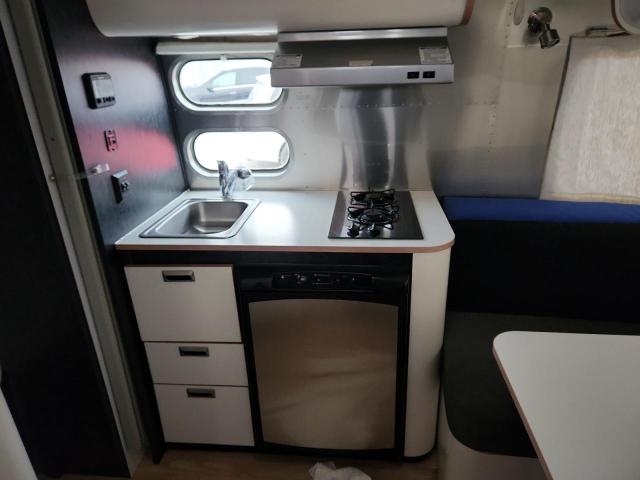 1STHFAC114J516235 - 2004 AIRSTREAM CAMPER Plata foto 9
