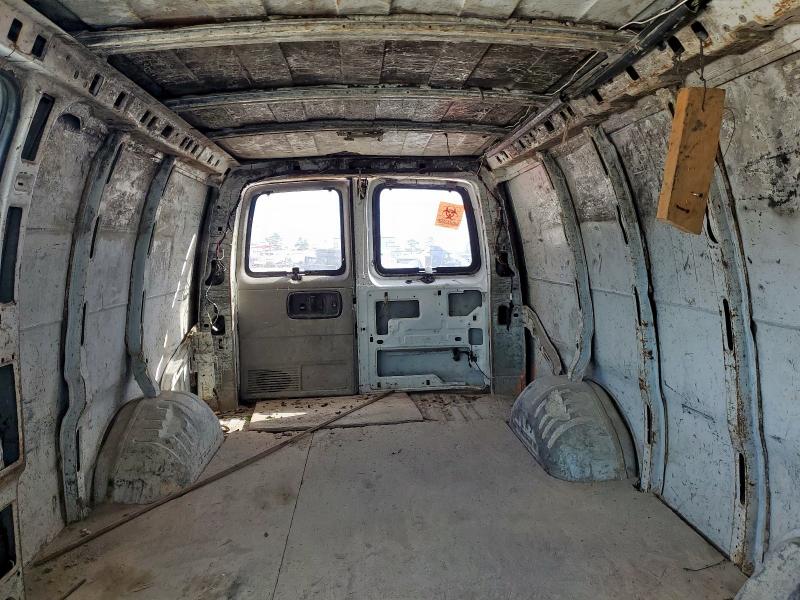 1GCGG29V331158397 - 2003 CHEVROLET EXPRESS 白色 照片 10