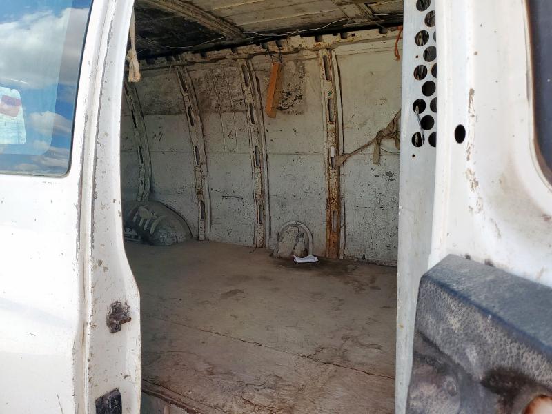 1GCGG29V331158397 - 2003 CHEVROLET EXPRESS 白色 照片 11