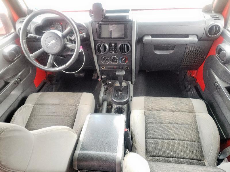 1J4GA39197L151818 - 2007 JEEP WRANGLER X RED photo 8