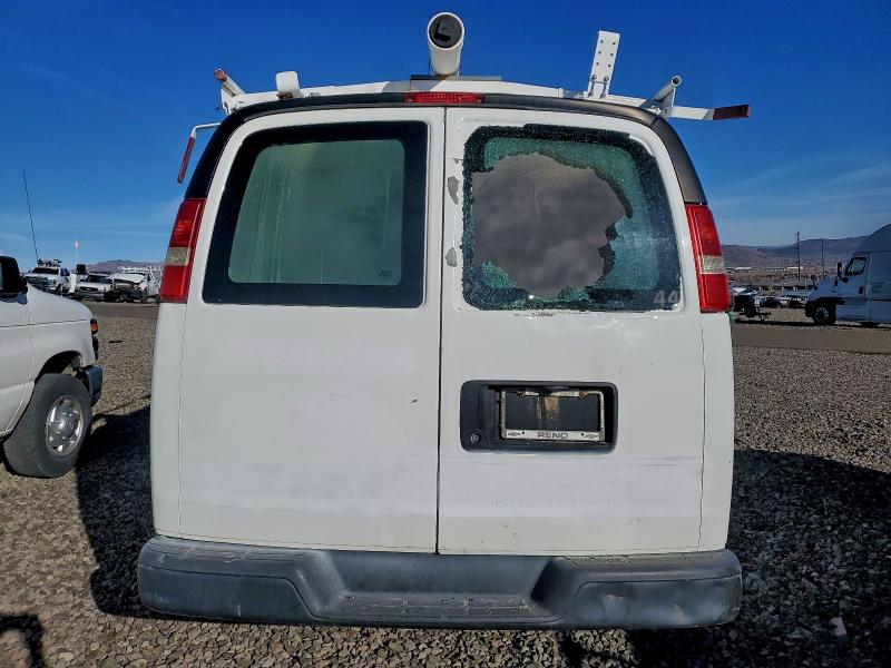 1GCUHAD43A1127785 - 2010 CHEVROLET EXPRESS G1 白色 照片 6