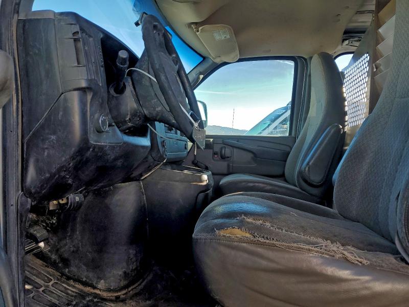 1GCUHAD43A1127785 - 2010 CHEVROLET EXPRESS G1 白色 照片 7