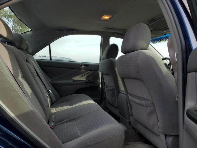 4T1BE30K75U006824 - 2005 TOYOTA CAMRY LE BLUE photo 10