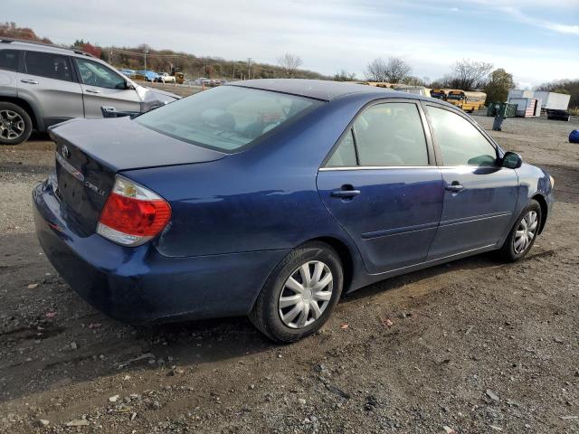 4T1BE30K75U006824 - 2005 TOYOTA CAMRY LE BLUE photo 3