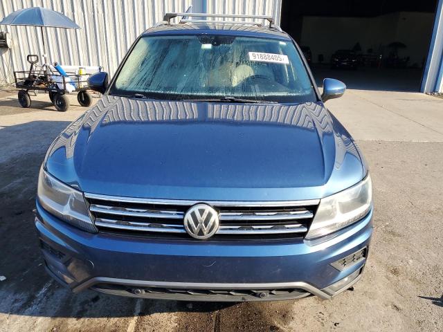 3VV2B7AX6KM151370 - 2019 VOLKSWAGEN TIGUAN SE 蓝色 照片 5