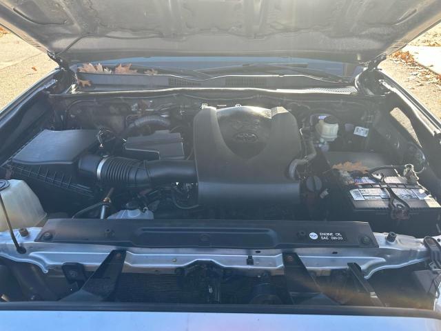 3TMGZ5AN2GM037232 - 2016 TOYOTA TACOMA DOUBLE CAB SILVER photo 7