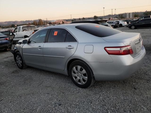 4T1BE46K27U668083 - 2007 TOYOTA CAMRY CE ვერცხლისფერი ფოტო 2