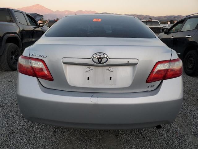 4T1BE46K27U668083 - 2007 TOYOTA CAMRY CE ვერცხლისფერი ფოტო 6