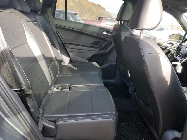 3VV2B7AX9MM090812 - 2021 VOLKSWAGEN TIGUAN SE GRAY photo 11