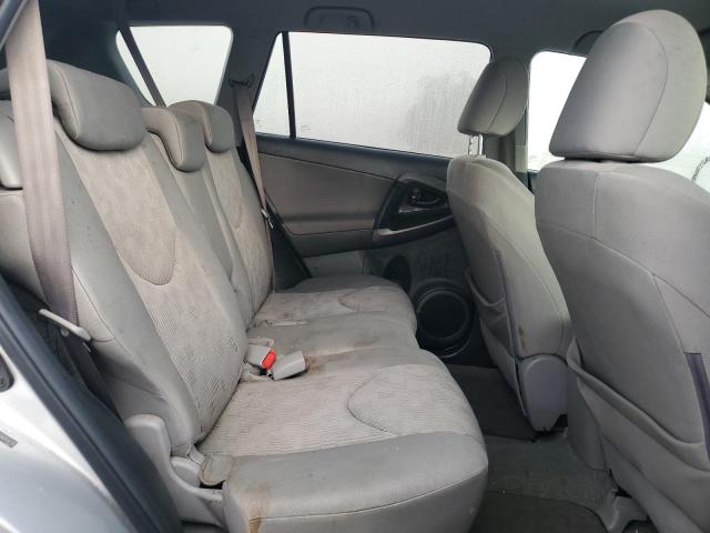 2T3BF4DV3AW064616 - 2010 TOYOTA RAV4 银色 照片 11