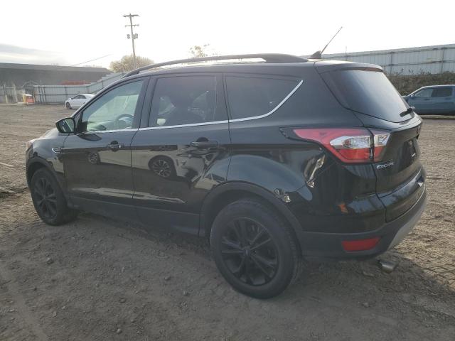 1FMCU9GD4JUD24234 - 2018 FORD ESCAPE SE Черный фото 2