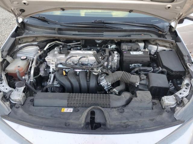 5YFEPMAE7NP308055 - 2022 TOYOTA COROLLA LE SILVER photo 11
