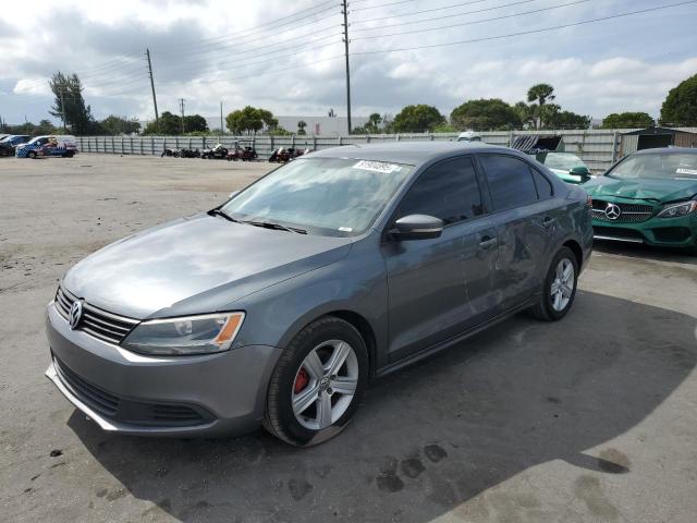2012 VOLKSWAGEN JETTA SE, 