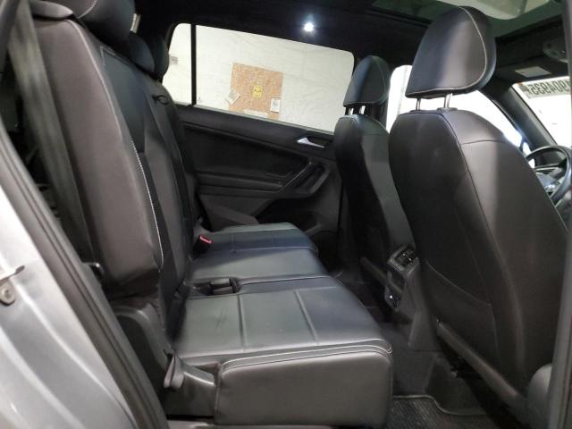 3VV2B7AX2MM036249 - 2021 VOLKSWAGEN TIGUAN SE Silber Foto 11