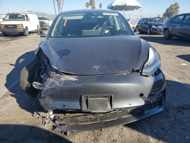 5YJ3E1EA3KF495305 - 2019 TESLA MODEL 3 ნაცრისფერი ფოტო 5