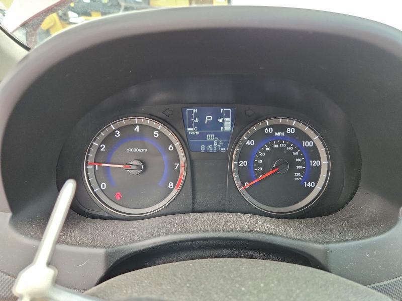 KMHCT4AE6HU355860 - 2017 HYUNDAI ACCENT SE 红色 照片 9