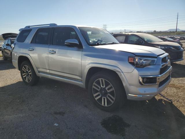 JTEBU5JR3E5164288 - 2014 TOYOTA 4RUNNER SR5 SILVER photo 4