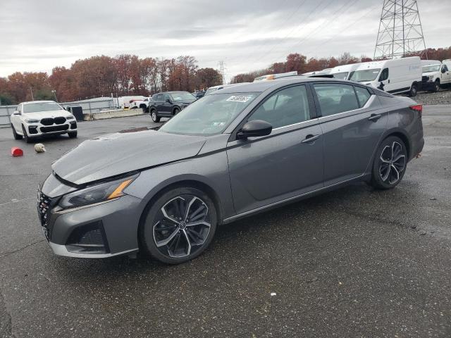 2023 NISSAN ALTIMA SR, 