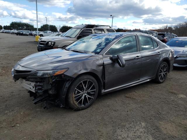 4T1G11AK8PU811836 - 2023 TOYOTA CAMRY SE NIGHT SHADE GRAY photo 1