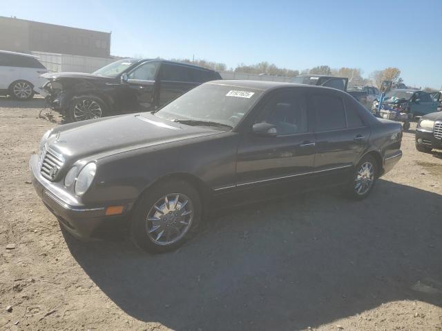 2001 MERCEDES-BENZ E 320, 