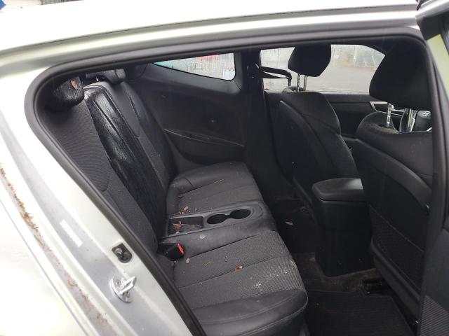 KMHTC6AD1GU302811 - 2016 HYUNDAI VELOSTER SILVER photo 10