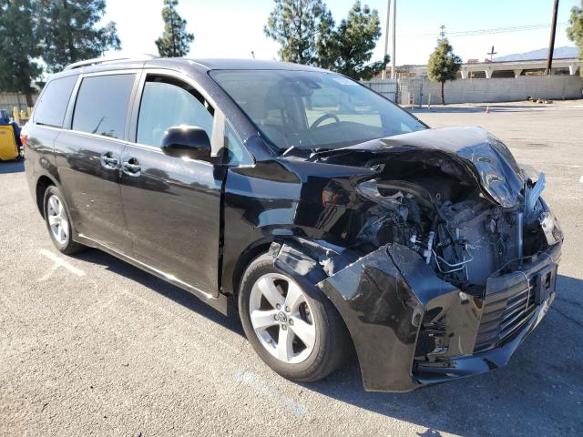 5TDKZ3DC6LS049922 - 2020 TOYOTA SIENNA LE 黑色 照片 4