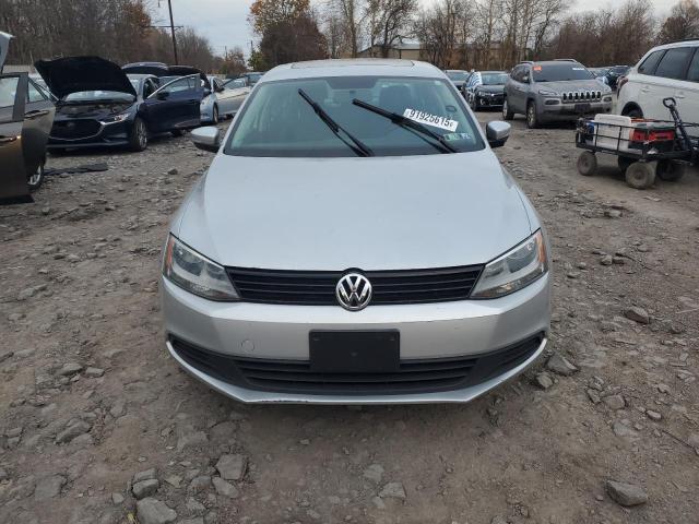 3VWDZ7AJXBM333231 - 2011 VOLKSWAGEN JETTA SE SILVER photo 5