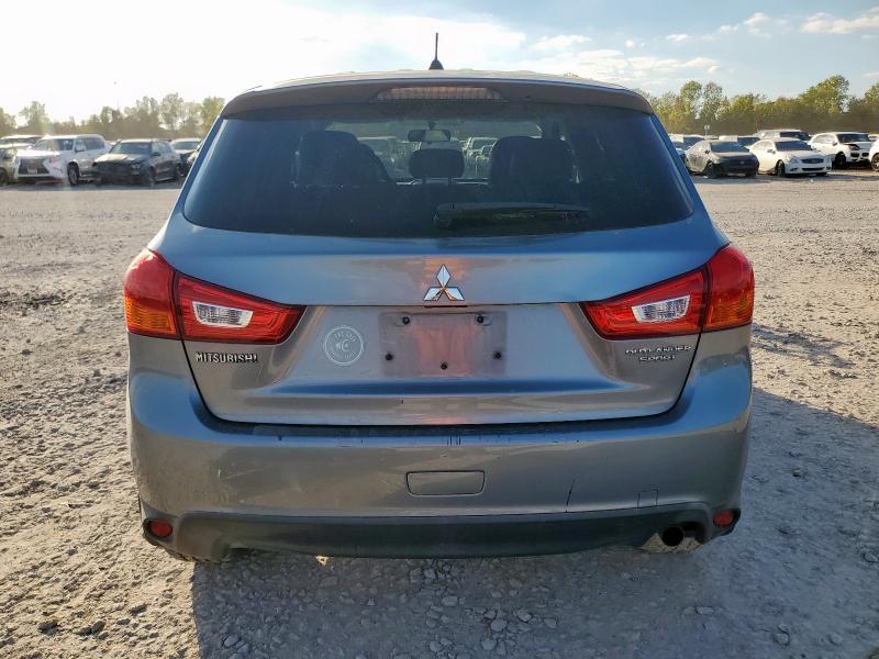 JA4AP3AU3GZ033240 - 2016 MITSUBISHI OUTLANDER ES Grau Foto 6