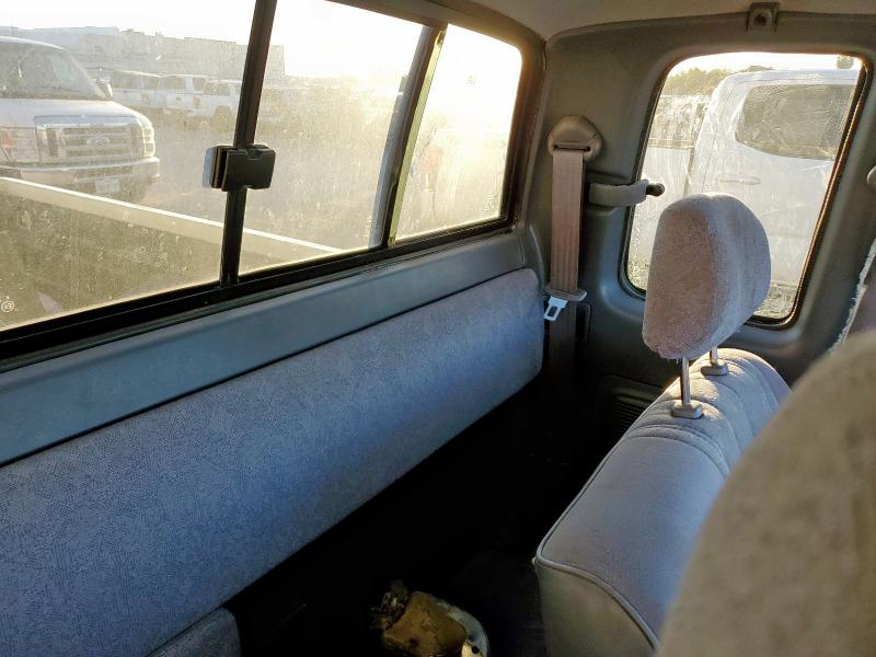 4TASM92NXYZ623560 - 2000 TOYOTA TACOMA XTRACAB PRERUNNER رمادي صورة 10