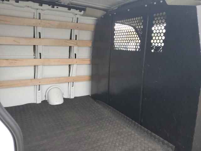 1GCWGAFP2R1263453 - 2024 CHEVROLET EXPRESS G2 თეთრი ფოტო 10